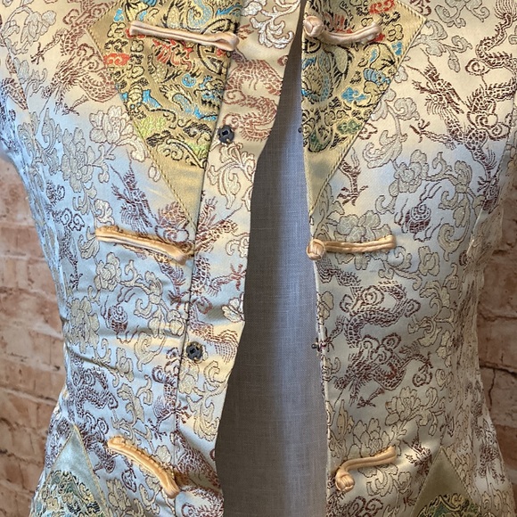 Vintage (60’s-70’s) Asian inspired vest - Picture 11 of 14